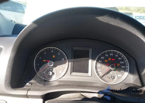 2010 Volkswagen Jetta Limited Edition z USA, uszkodzony, nr VIN 3VWRX7AJ1AM167322